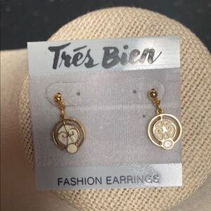 Tres Bien 90s deadstock earrings